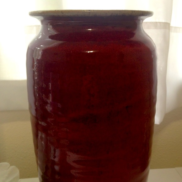 Bruning Pottery Hand-Thrown Stoneware Cranberry Red 11 3/8 Inch Vase - Picture 2 of 8